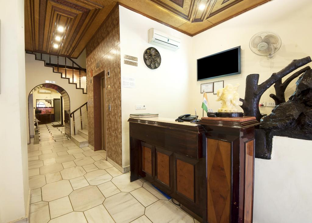 OYO 22154 Hotel Delhi Darbar Exterior foto
