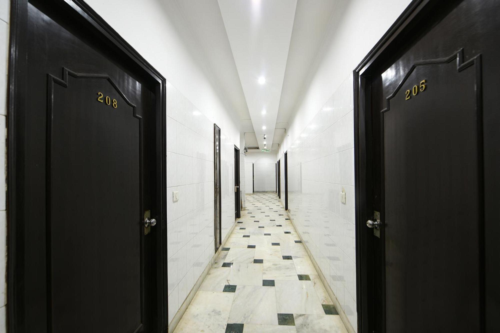 OYO 22154 Hotel Delhi Darbar Exterior foto